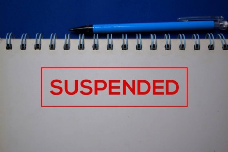 Maharajganj News : फर्जी शिक्षक की पोल खुली! नियुक्ति रद्द, सस्पेंशन के साथ FIR के आदेश