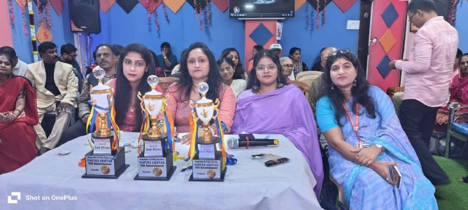 Bollywood : मुंबई में 'द गोल्डन स्टार्स एंटरटेनमेंट' ने आयोजित किया भव्य सिंगिंग कॉम्पिटिशन, भावुक प्रस्तुति से भाव विभोर हुआ मंच