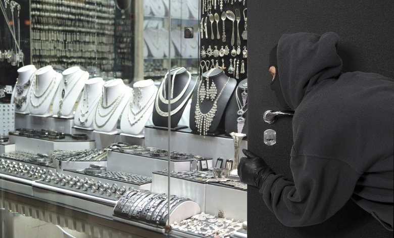 robbery jeweler shop