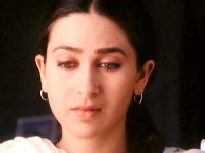 Sanjay Kapoor death : करिश्मा कर रही हैं अपने पति के शरीर का इंतज़ार, भारत लाने में हो रही दिक्कत