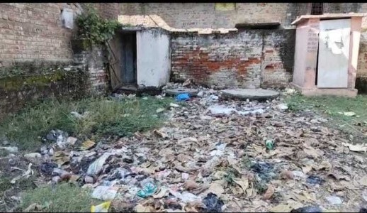 Maharajganj News : गोपाला में चरमराई सफाई व्यवस्था, लाखों की लागत से बना कूड़ा निस्तारण केंद्र बना शोपीस