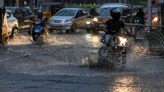 Maharajganj News : मानसून में रात के समय यहाँ वाहनों की आवाजाही पर रोक, ये है वजह