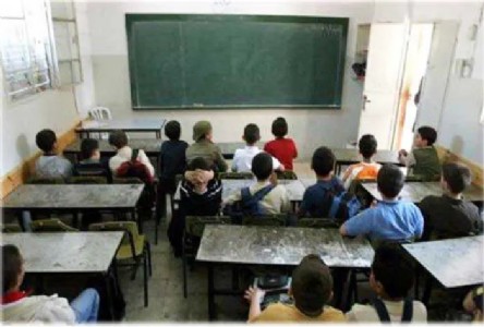 Maharajganj News : मान्यता 10वीं की, पढ़ाई इंटर की ! जिले के निजी स्कूलों का बड़ा खेल उजागर