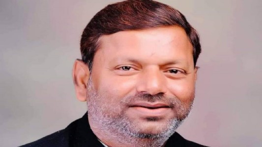 Maharajganj News : महंगाई पर राहत, दूध, पनीर और दवाओं पर GST खत्म, केंद्रीय वित्त राज्यमंत्री पंकज चौधरी ने दी जानकारी