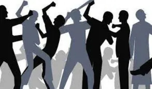 Maharajganj News : भतीजी को लेने निकला था युवक ! रास्ते में हुई उसके साथ ये वारदात