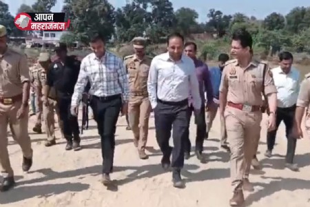 महराजगंज में मूर्ति विसर्जन को लेकर प्रशासन अलर्ट, डीएम-एसपी ने त्रिमुहानी घाट का किया निरीक्षण
