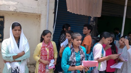 Maharajganj News : यूपी बोर्ड परीक्षा के दूसरे दिन नहीं आये इतने परीक्षार्थी, शांतिपूर्ण रहा आयोजन