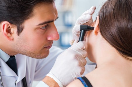 Maharajganj News : बदल रहा है मौसम, ज़रा बचकर रहें वरना हो जाएँगी ये समस्यायें