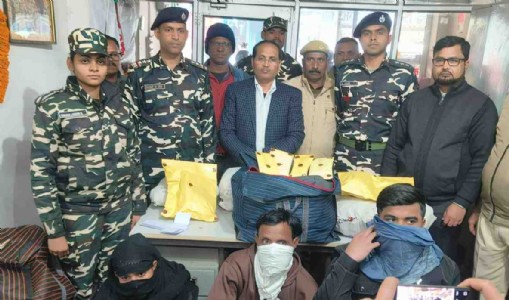 Maharajganj News : थाईलैंड से दिल्ली तक ड्रग्स का रूट! सोनौली बॉर्डर पर हाइड्रोपोनिक गांजा तस्करी का भंडाफोड़