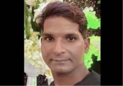 Maharajganj News : सेहरी के बाद घर से निकला युवक… सुबह बागीचे में पेड़ से लटका मिला शव, गांव में सनसनी