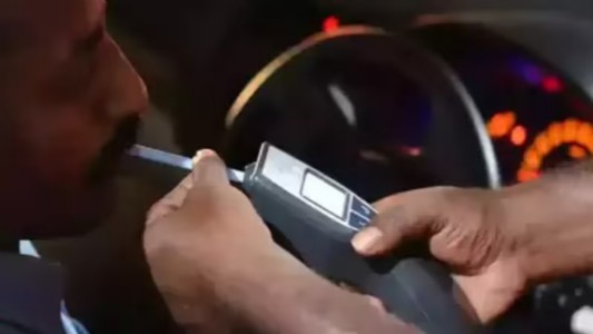 Maharajganj News : नहीं सुधर रहे ‘ड्रिंक एंड ड्राइव’ के शौकीन! जुर्माना देंगे पर आदत नहीं छोड़ेंगे