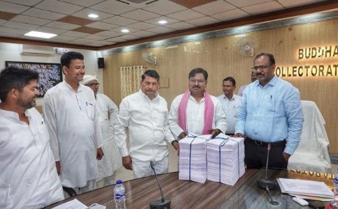 Maharajganj News : चौंकाने वाले आंकड़े! करीब 2 लाख नाम गायब, क्या है इसकी असली वजह?