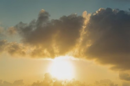 Maharajganj News : मौसम का मिक्स मूड, कभी धूप तो कभी छांव, तापमान में गिरावट