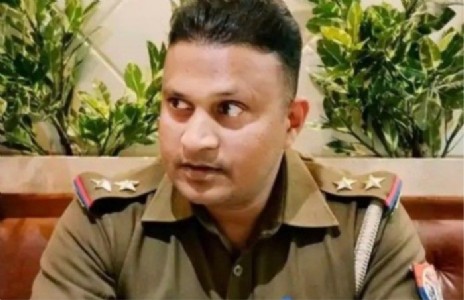 Maharajganj News : नियमों को किया नज़रअंदाज़ ! अब भुगतना पड़ा अंजाम