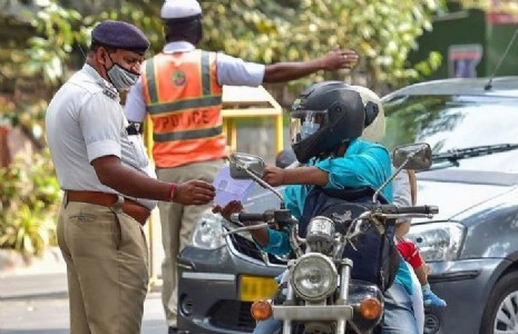 Maharajganj News : ओवरलोडिंग से लेकर तेज रफ्तार तक... अभी जारी रहेगा महराजगंज पुलिस का बड़ा अभियान