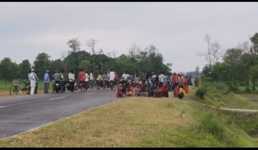 Maharajganj News : कब्र में दफन सच बाहर आया... दहेज हत्या के शक में शव निकाला गया बाहर