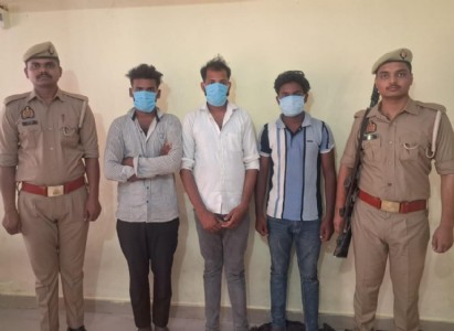 Maharajganj News : प्रेमी से मिलने पहुंची किशोरी के साथ बगीचे में ये वारदात, 24 घंटे में तीन आरोपी गिरफ्तार