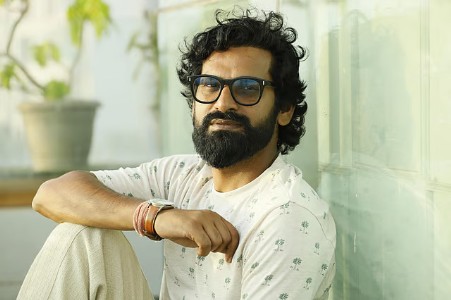 Saini S Johray Sexual Harassment : होटल के कमरे में क्या हुआ? ‘धुरंधर’ की टीम पर लगे ये गंभीर आरोप