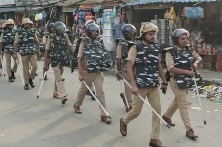 Maharajganj News : हर गतिविधि पर नजर! मुहर्रम को लेकर पुलिस-प्रशासन पूरी तरह अलर्ट