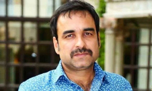 Pankaj Tripathi Brother Attack : अचानक आई ये बुरी खबर, शूटिंग छोड़ परिवार के पास पहुंचे पंकज त्रिपाठी