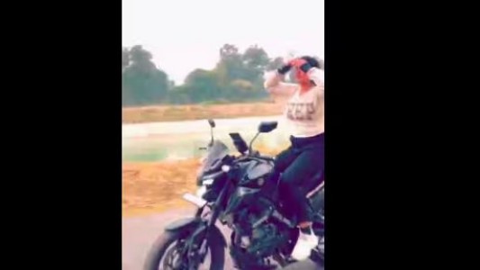 Maharajganj News : लाइक्स और फॉलोअर्स के लिए जान जोखिम में! एक और वायरल रील पर मचा बवाल