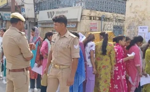 Maharajganj News : जिले में शुरू हुई बड़ी भर्ती परीक्षा, हजारों अभ्यर्थी किस्मत आजमाने मैदान में