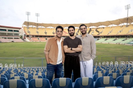 Ayushmann Khurrana New Film Mupapa : YRF के साथ फिर लौटे आयुष्मान, 'मुपापा' में दिखेगा बिल्कुल नया अवतार