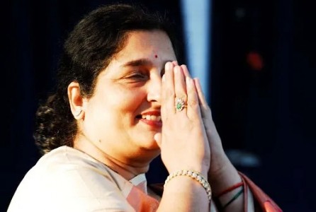 Anuradha Paudwal-Lata Controversy : लता मंगेशकर के बारे में ये क्या कह गयीं अनुराधा पौडवाल