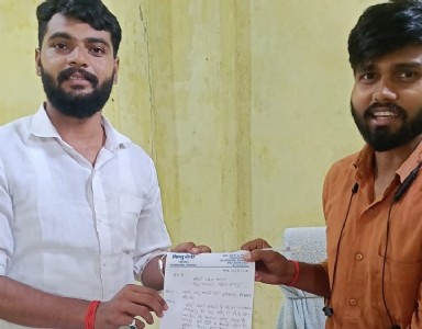Maharajganj News : लो-वोल्टेज और बार-बार फाल्ट से त्रस्त लोग, सभासद प्रतिनिधि ने सौंपा ज्ञापन