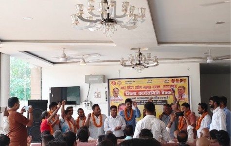 Maharajganj News : सिसवा को तहसील का दर्जा देने की मांग तेज, व्यापार मंडल की बैठक में उठी जोरदार आवाज