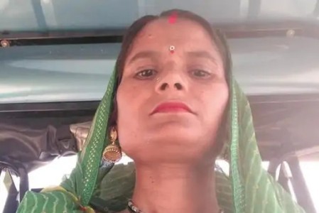 Maharajganj News : एक हफ्ते में घर से उठीं दो अर्थियां, करंट ने छीन ली महिला की जान