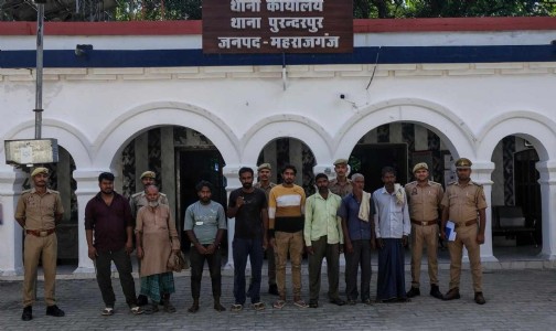 Maharajganj News : महराजगंज में बवाल की आशंका पर पुलिस का बड़ा एक्शन, 19 लोग गिरफ्तार