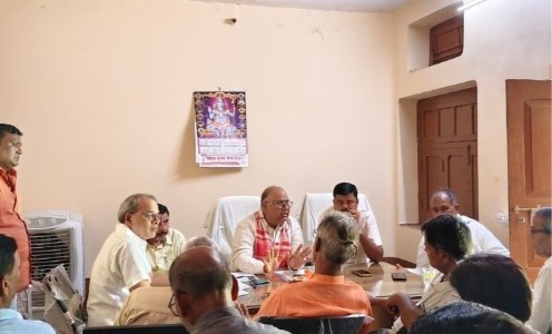 Maharajganj News : सिसवा गन्ना समिति ने लिए कई महत्वपूर्ण निर्णय, कर्मचारियों की कमी दूर करने पर सहमति