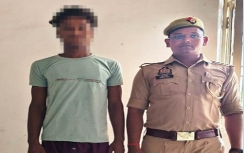 Maharajganj News : ऑपरेशन अपराध पर वार, घुघली पुलिस ने वांछित आरोपी को किया गिरफ्तार