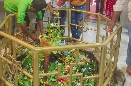 Maharajganj News : सावन शुरू होते ही इटहिया में उमड़ा जनसैलाब, भोलेनाथ के दरबार में लगी लंबी कतारें