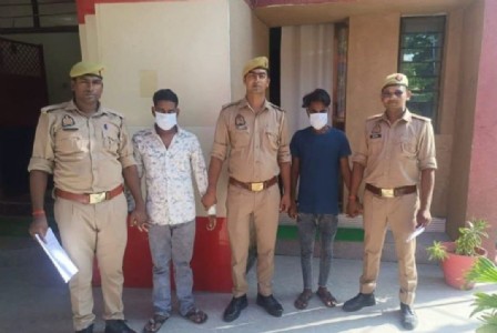Maharajganj News : दिनदहाड़े ताला तोड़कर चोरी... पुलिस ने खोला राज, दो आरोपी गिरफ्तार
