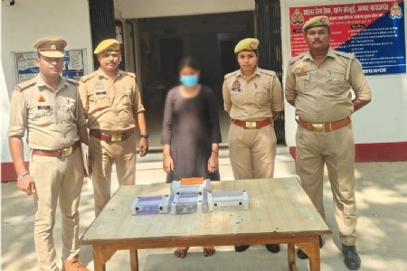 Maharajganj News: घर में चोरी का 24 घंटे में खुलासा, 21 वर्षीय महिला गिरफ्तार; जेवर बरामद